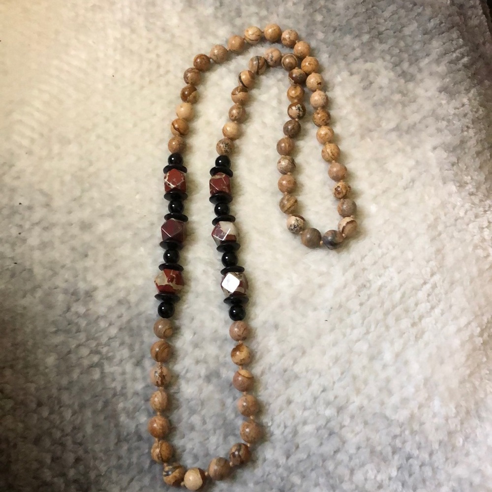 Beaded necklace